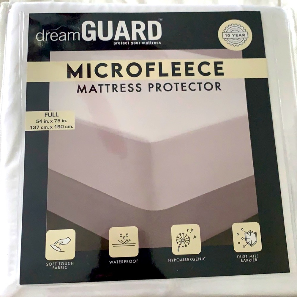 Micro fleece Mattress Protector  NWOT